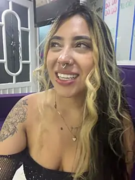 ManuelaVeeleez webcam