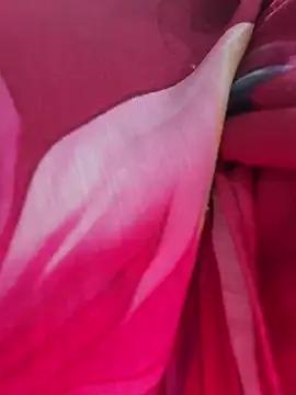 hot_avni webcam