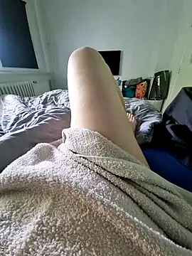 LadyLeni webcam