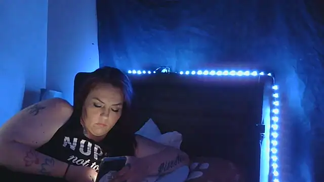 RubyRose33 webcam