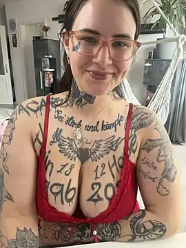 NyxTattoo webcam