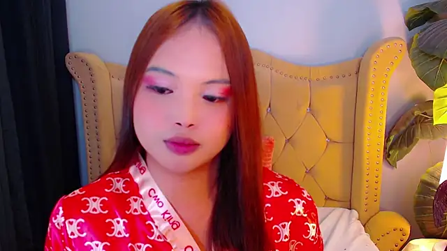 MajesticTransPinayDiva webcam