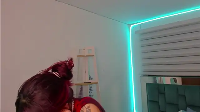 adult free chat Sara Red X