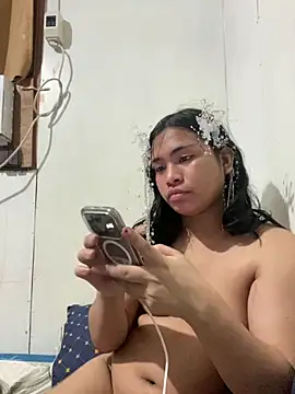 urbbgirl_Julianaxxx live sex cam