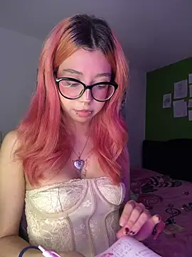 Valen-Foxx1 webcam