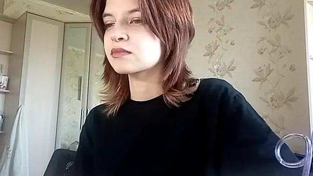 LowkeyIndigo webcam