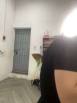 Ivy_Trix2 webcam