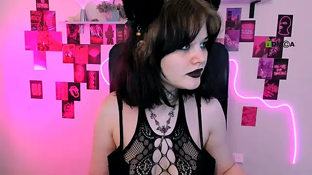 sex webcam live Nikki Kiss 