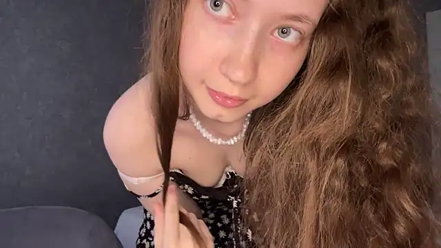 striptease live Emily Mur 