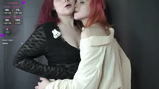 TeenaYerke webcam