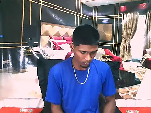 IndianThuggin webcam