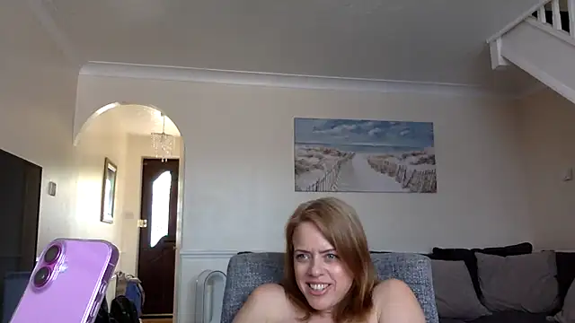 ElizabethArden42- webcam