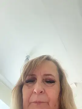 Irina2909@xh webcam