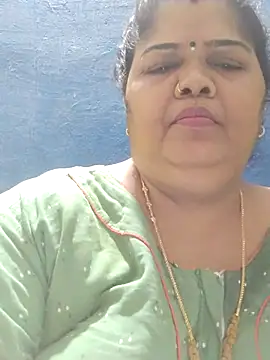 tamilthanushri webcam