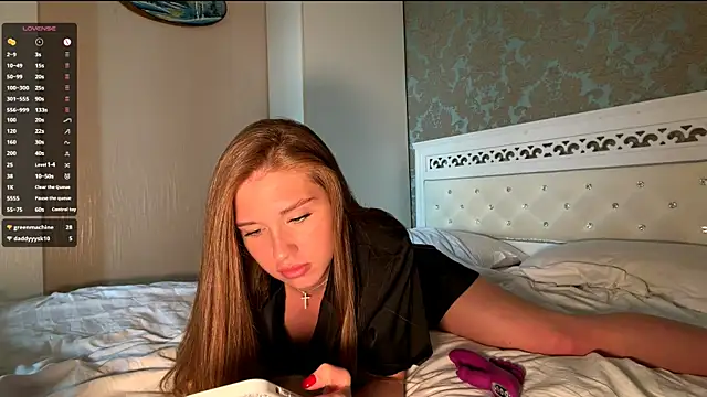NamiRedhead webcam