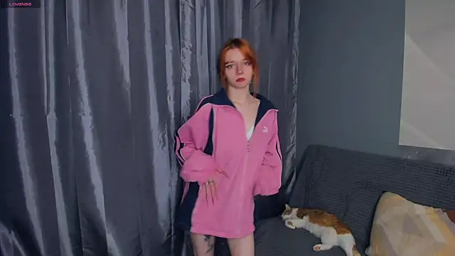 TarynPalek webcam