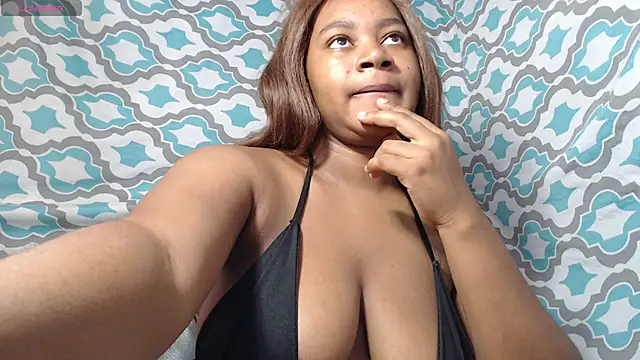 Clawdeen_gh webcam