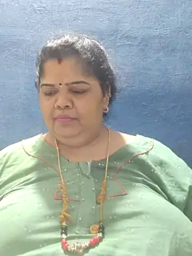 tamilthanushri webcam