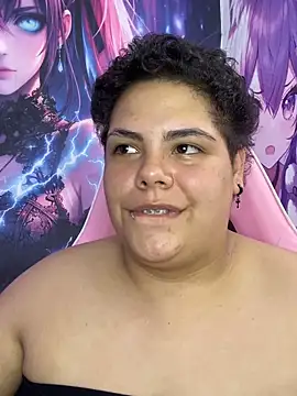 Hailey_Curvy webcam