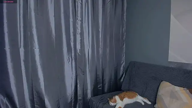 TarynPalek webcam