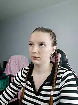 Mary_Blu webcam