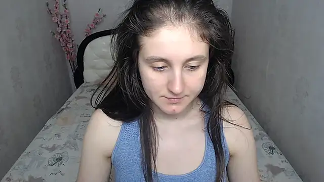 Holliy_Cooper webcam