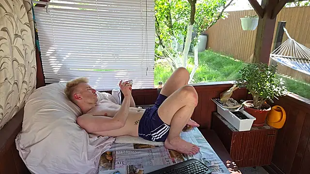 Vuitton webcam
