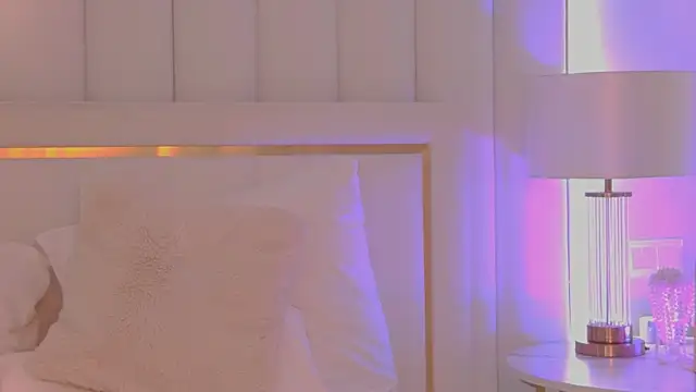 AriellaMelo webcam