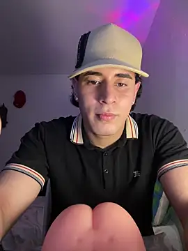 Maximuz1920 webcam