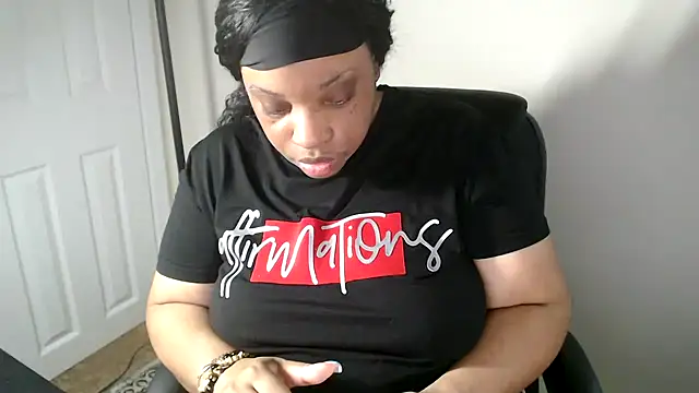 Sexymona1218