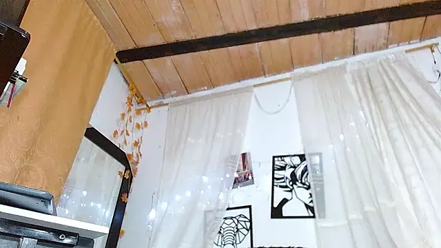 angel_bonbom webcam