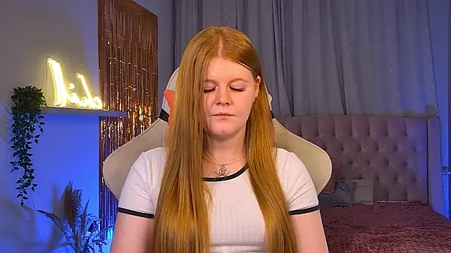 JessicaEmber webcam