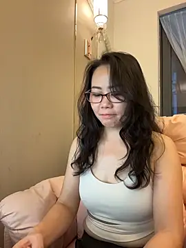 minmin_1370 webcam