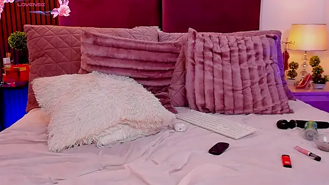 VanessaAngel webcam