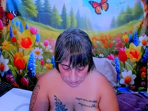 indianroxy webcam
