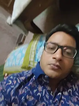 InnocentFlirtt webcam