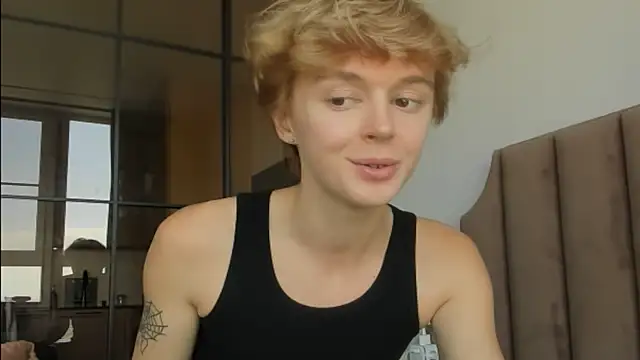 angelAndyy webcam