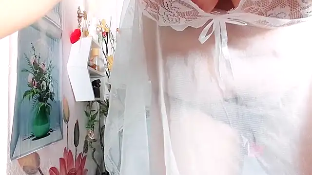 lyly_asian webcam