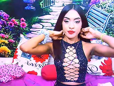 IndianPretty14u2Luv webcam