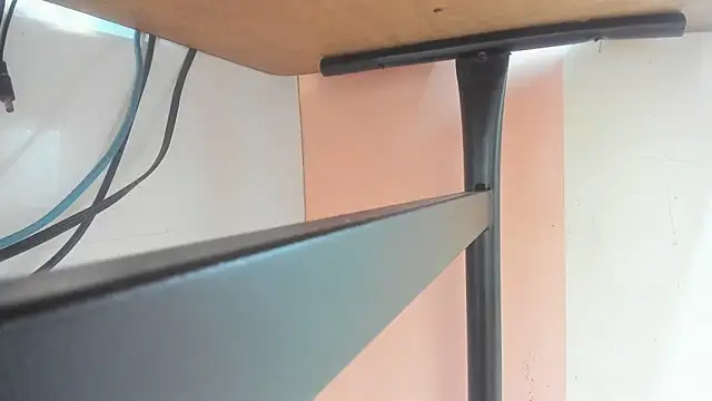 Mila_Leon webcam