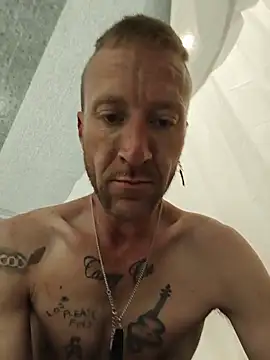 bottomkinktwink - Bottomkinktwink's free webcam - UK Sex Cams