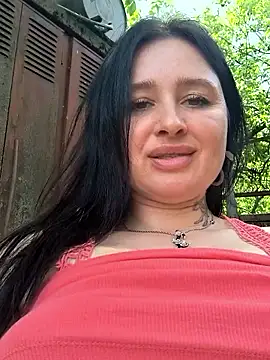 KikiXRed webcam