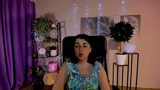 MartaEdams webcam