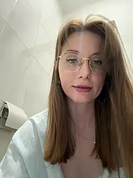 freyja_44 - FReyja_44's free webcam - UK Sex Cams
