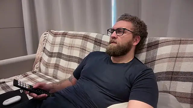 Bear_bear_ webcam