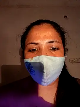 HotAishaa