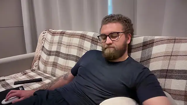 Bear_bear_ webcam