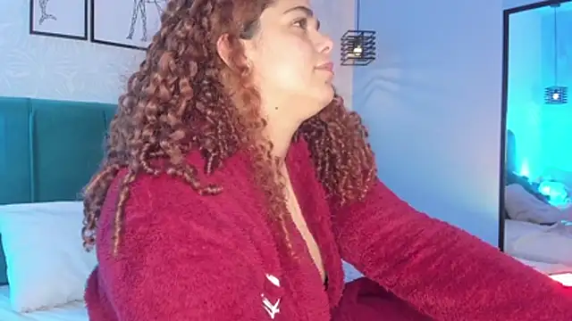 ninna_curly webcam
