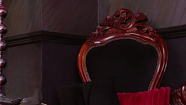 MistressEly webcam