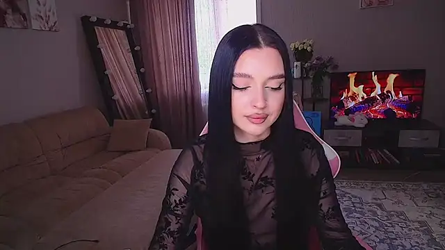 yoursLina webcam